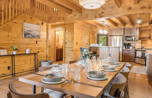 Black Mountain Cabina | 5BR Cabin w/ Hot Tub, Mountain Views, & Game Room