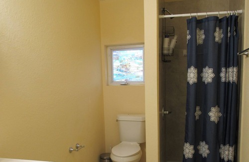 Orient Park Casa | 5BR Home in Tampa, Great Location