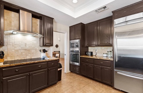 Estate Grove Valencia Est Casa | Last Call for Summer - 10% Off All August Stays!