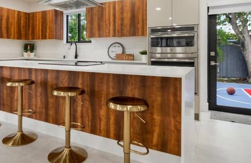 Cutler Bay Casa | 5BR Miami Oasis: Heated Pool, Spa & Basketball