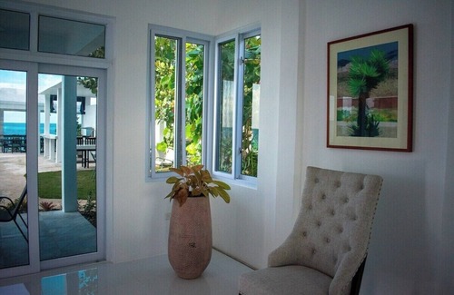 Whitehouse Villa | 5BR Oceanfront Villa w/ Staff-WV