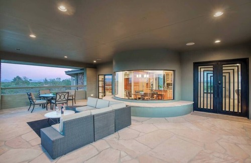 Turquoise Hills Casa | 5BR-Paradise Valley City Views