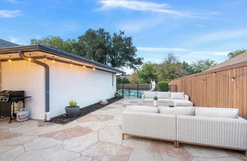 Plano Casa | Oasis en Plano 5HAB Alberca, Patio, 2 Cocinas, Juegos