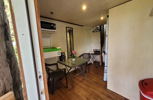 Fern Forest Cabina | #5Cabin w/ PRIVATE indoor BATHROOM TV MICROWAVE