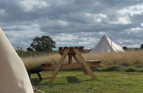 Saltburn-by-the-Sea Cabina | 5m xl Bell Tent With log Burner, Near Whitby