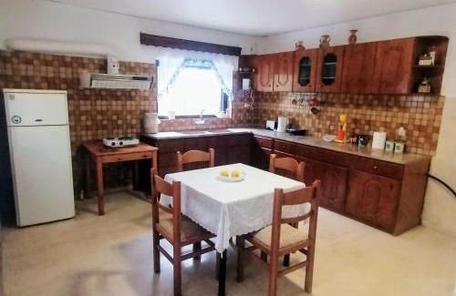 Kiparissia Apartamento | 5pax Big Ground Floor apartment