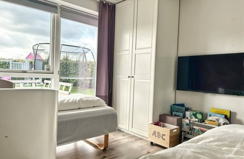 Odense Condominio | 5pers priv entr 3BR TV kitchnette bath-city/nature