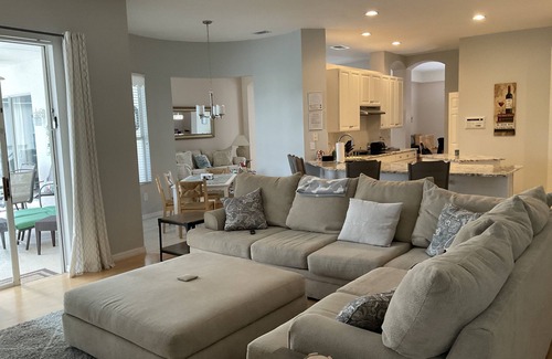 Ridgewood Lakes Casa | Exclusivo 4 habitaciones 3 baño completo Home en campo de golf-piscina / spa-Great Neighborhood