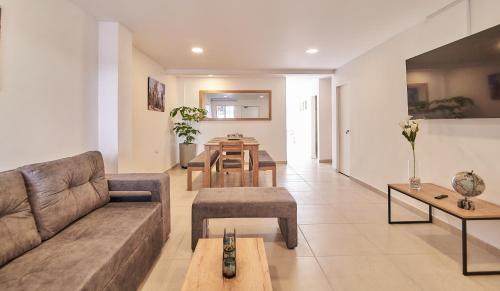 Florida Nueva Apartamento | 5STARHOMES - Comodidad y encanto en Laureles