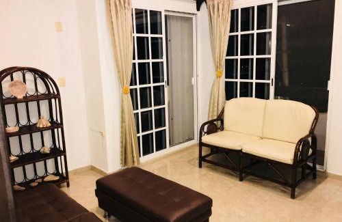 Downtown Cama Y Desayuno | 5th Avenue 3 people Balcony Apartment