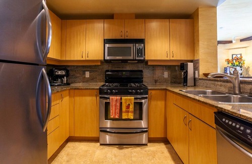 Downtown San Diego Condominio | Este piso de inspiración italiana te hace sentir como si estuvieras en Italia.