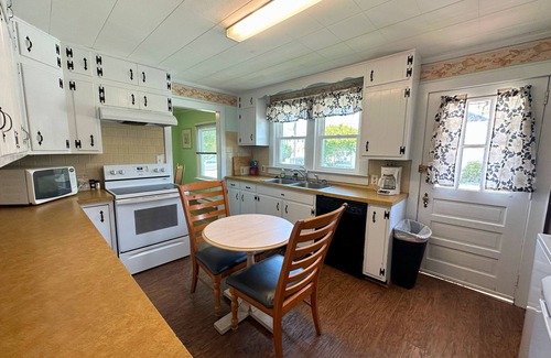 Ocean City Casa | 5th St Downtown Beach House - 4 Bedroom/2 Bath