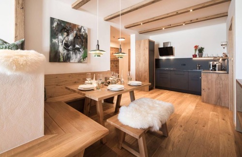 Warth Apartamento | 6-11 person chalet - Lux Alp Chalet
