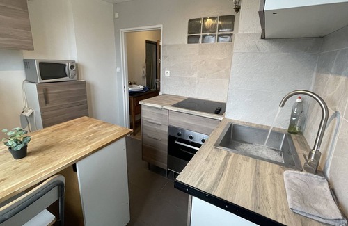 Neudorf Est Apartamento | #6 apartment 40m2 2 rooms Top floor in a quiet area
