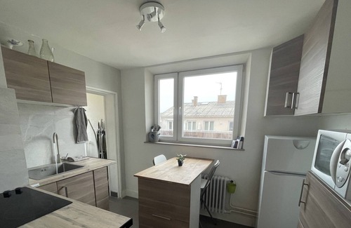 Neudorf Est Apartamento | #6 apartment 40m2 2 rooms Top floor in a quiet area