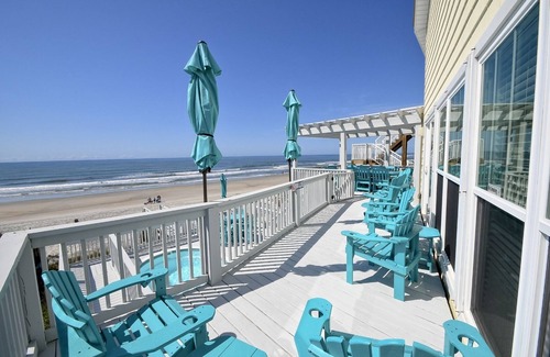 Ocean Isle Beach Casa | 6b / 5b Frente al mar, piscina y ascensor. ¡¡¡NO ANIMALES!!!