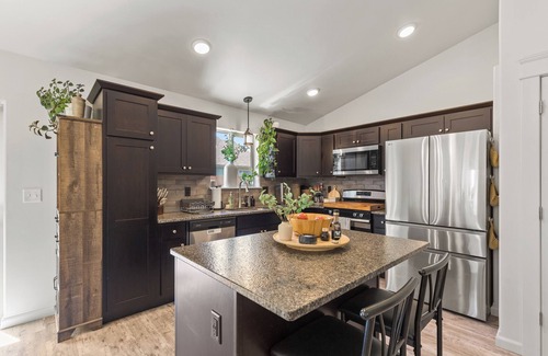 Bozeman Casa | 6 Bed House + Gym w/Mnt Views Close to Airport