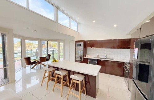 Patterson Lakes Casa | 6-Bed Lake Escape for Families & Friends