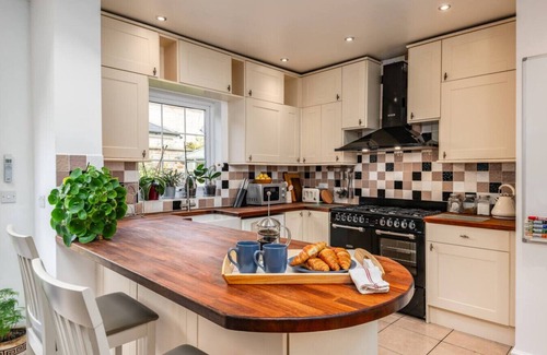 Cambridge Apartamento | 5 Bed Period House in Historic Heart of Cambridge