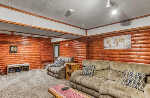 Terra Alta Casa | 6 Bed Retreat w Game Room at Alpine Lake Resort
