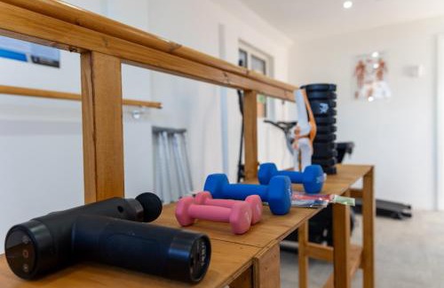 Severn Beach Casa | 6 Bed-Sleeps 10-Gym-HotTub-Garden-Parking