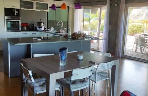 Montesquieu-des-Alberes Casa | 6 bedrooms, swimming pool, quiet, fully equipped, air-condit. 15 mins sea/Spain