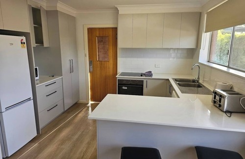 Pearce Casa | 6 Bedroom 2 Bathroom Large Home @Pearce