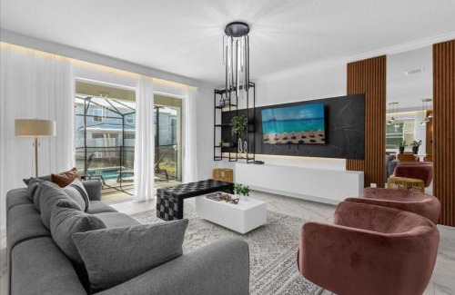 Campbell Casa | 6 Bedroom 5 Bathroom Storey Lake 4366 Rs