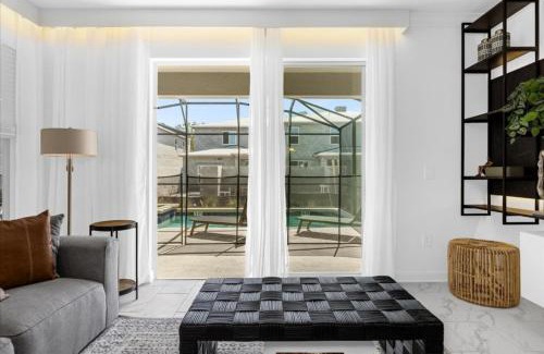 Campbell Casa | 6 Bedroom 5 Bathroom Storey Lake 4366 Rs