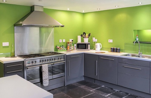 Rhiwbryfdir Cabaña | 6 bedroom accommodation in Blaenau Ffestiniog