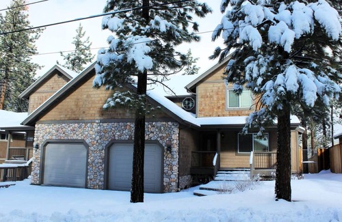 Summit Estates Condominio | 6 bedroom accommodation in Big Bear Lake