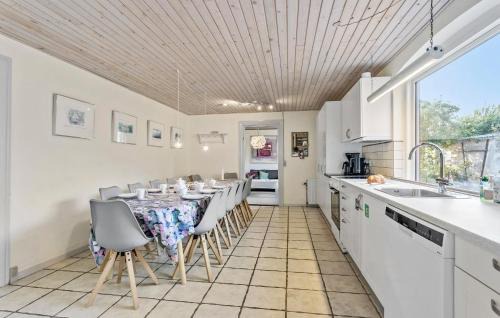 Aeroskobing Casa | 6 Bedroom Beautiful Home In Ærøskøbing