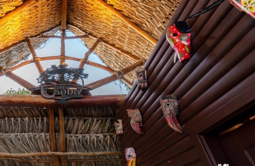Rio Dulce Chalet De Esquí | Casa Caoba- Rio Dulce