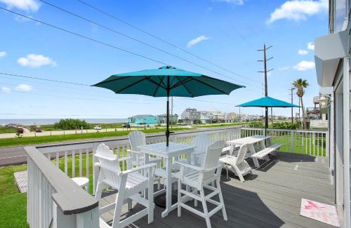 Galveston Casa | 6 Bedroom plus Crows Nest with Beach View