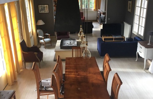 Jars Casa | 6 Bedroom Private vacation home in Jars
