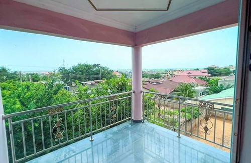Janman Casa | 6+ Bedrooms, Mansion Accra