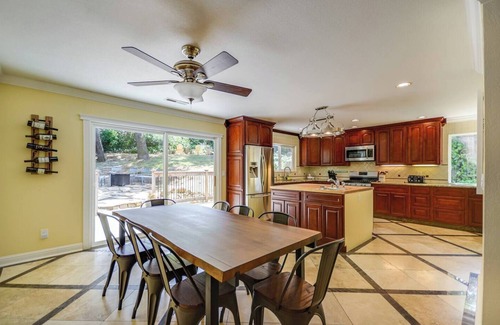 Santa Rosa Casa | 6 bedrooms near Wineries w/Hot Tub, Fire pit, and Arcade near Lake & Trails