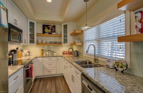 Downtown Historic District Casa | 6 HAB / 4BA (2 X 3/2 Apartamentos) en Beautiful Historical St. ¡¡¡Agustín!!!