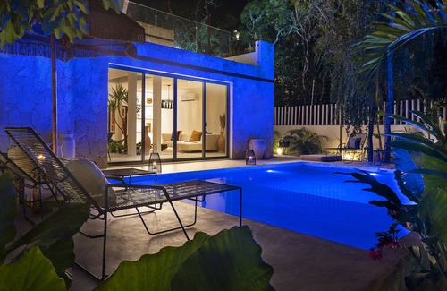 Tulum Villa | 6 BR VILLA WITH 3 JACUZZI AND POOL