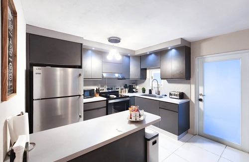 Dorado del Mar Casa | 6 guests, 4 min Walk to Private Beach, casino, bowling alley and much more !