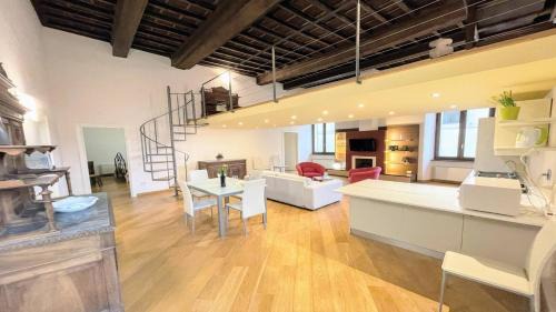 Spoleto Apartamento | 6 guests apt with terrace in pedestrian historic centre of Spoleto
