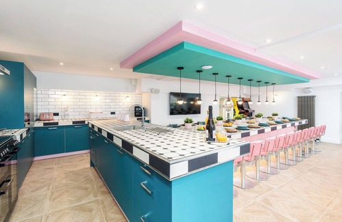 Windermere Casa | 6* Lake District Mountain Top Pad