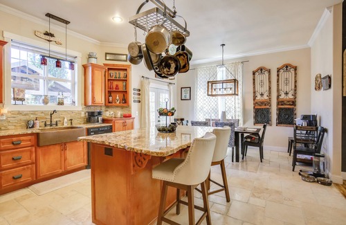 Eugene Casa | 6 Mi to Autzen Stadium: Home w/ Seasonal Pool!