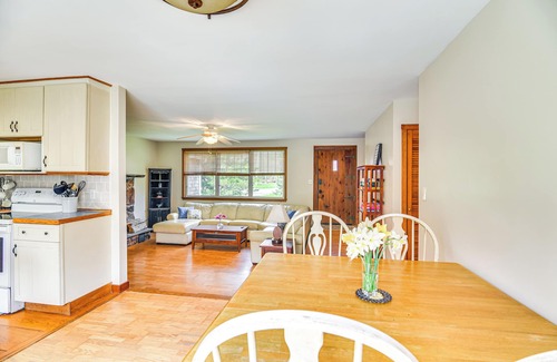 Adamsville Casa | 6 Mi to Beach: Family Home in Little Compton!