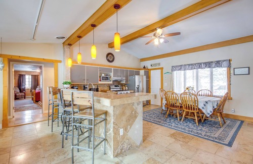 Emigrant Villa | 6 Mi to Chico Hot Springs: Villa w/ River Access