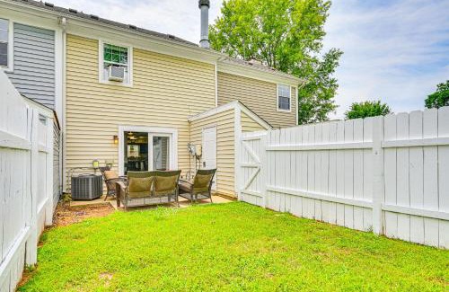 Clarksville Casa | 6 Mi to Dtwn Dog-Friendly Clarksville Home!