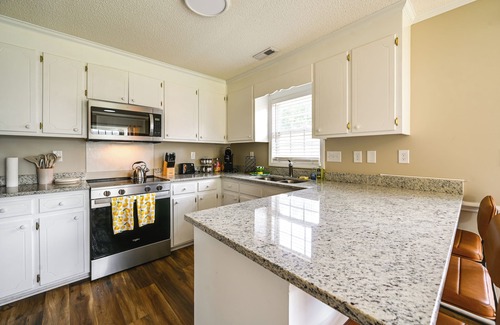 Winterville Casa | 6 Mi to Med District: Greenville Home w/Yard