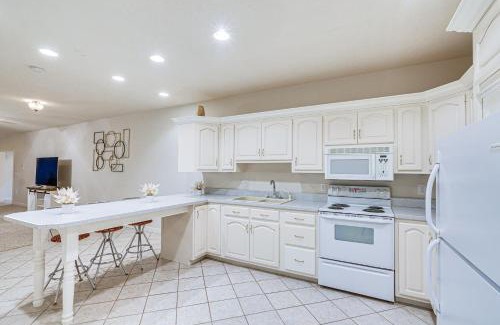 Lima Apartamento | 6 Mi to Town Peaceful Lima Home!