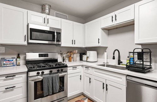 Maryvale Casa | 6 Miles From Downtown Phoenix- A