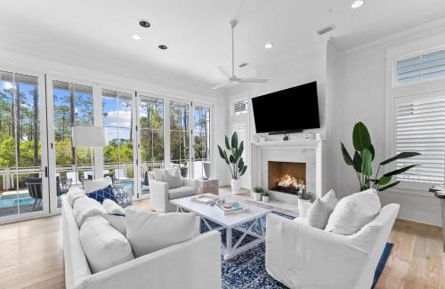 Watercolor Casa | 6 min Bike Ride to Beach! Private Pool with Lake Views in WaterColor! 5BR! home